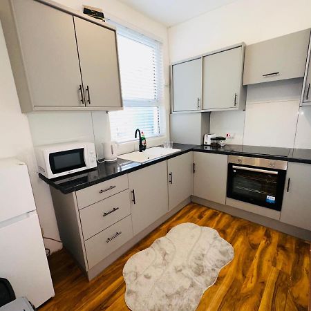 Newley Refurbished One Bedroom Flat Hastings Esterno foto