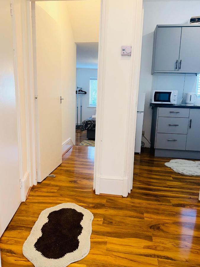 Newley Refurbished One Bedroom Flat Hastings Esterno foto