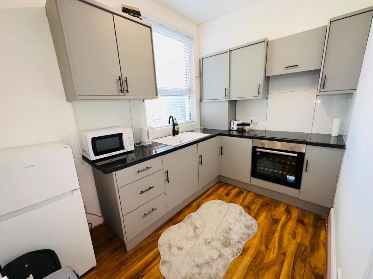 Newley Refurbished One Bedroom Flat Hastings Esterno foto
